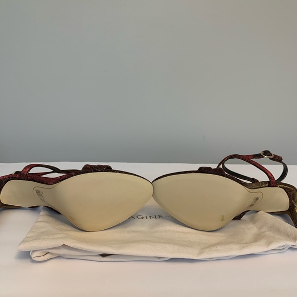 Vince Camuto shimmery red and gold shoes size 9.5 - Picture 10 of 10